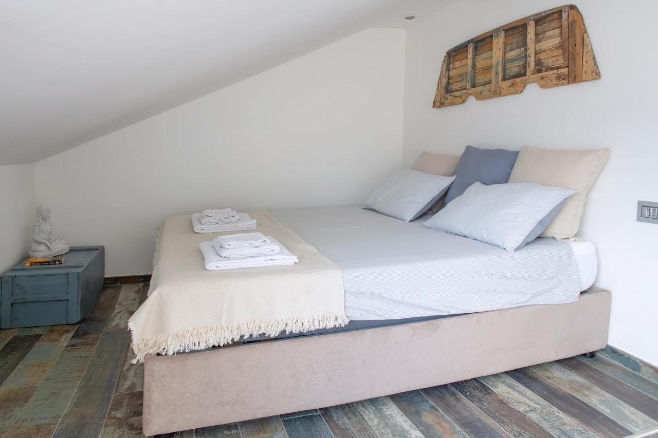 Max Apartment Беладжо Екстериор снимка