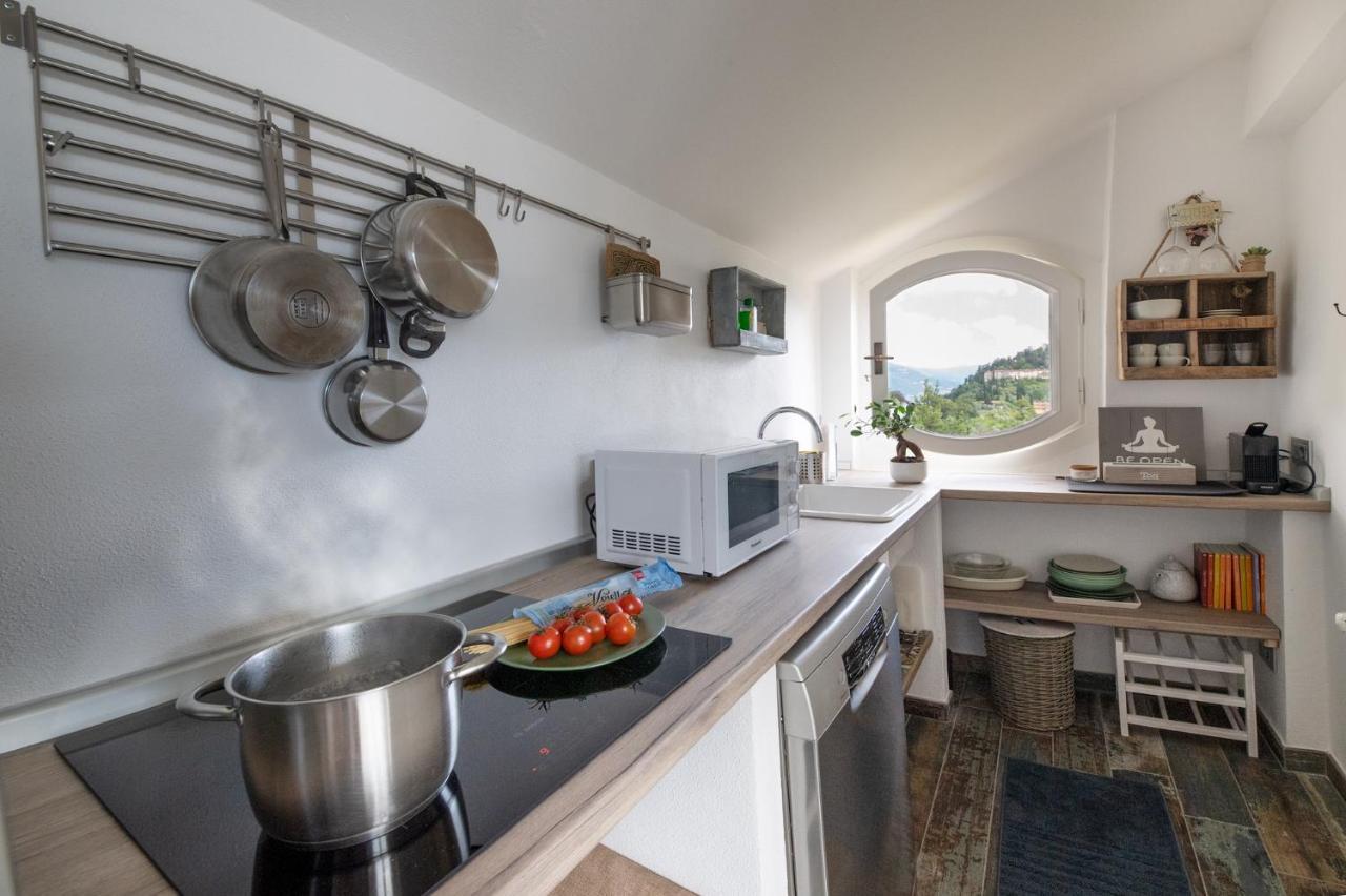 Max Apartment Беладжо Екстериор снимка